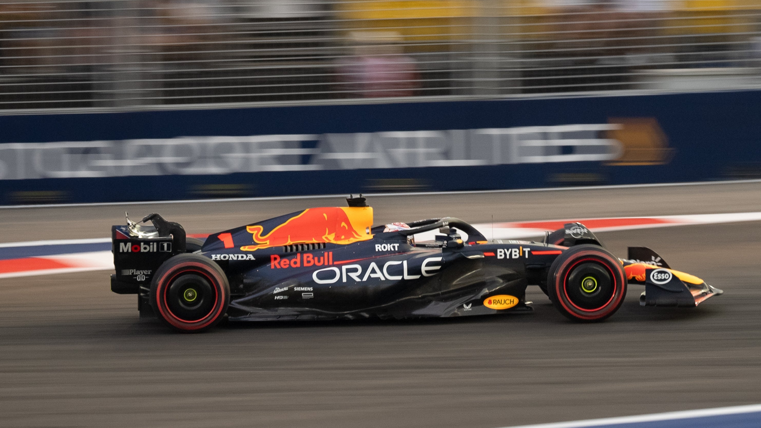 Official Logo – F1 Merchandise
