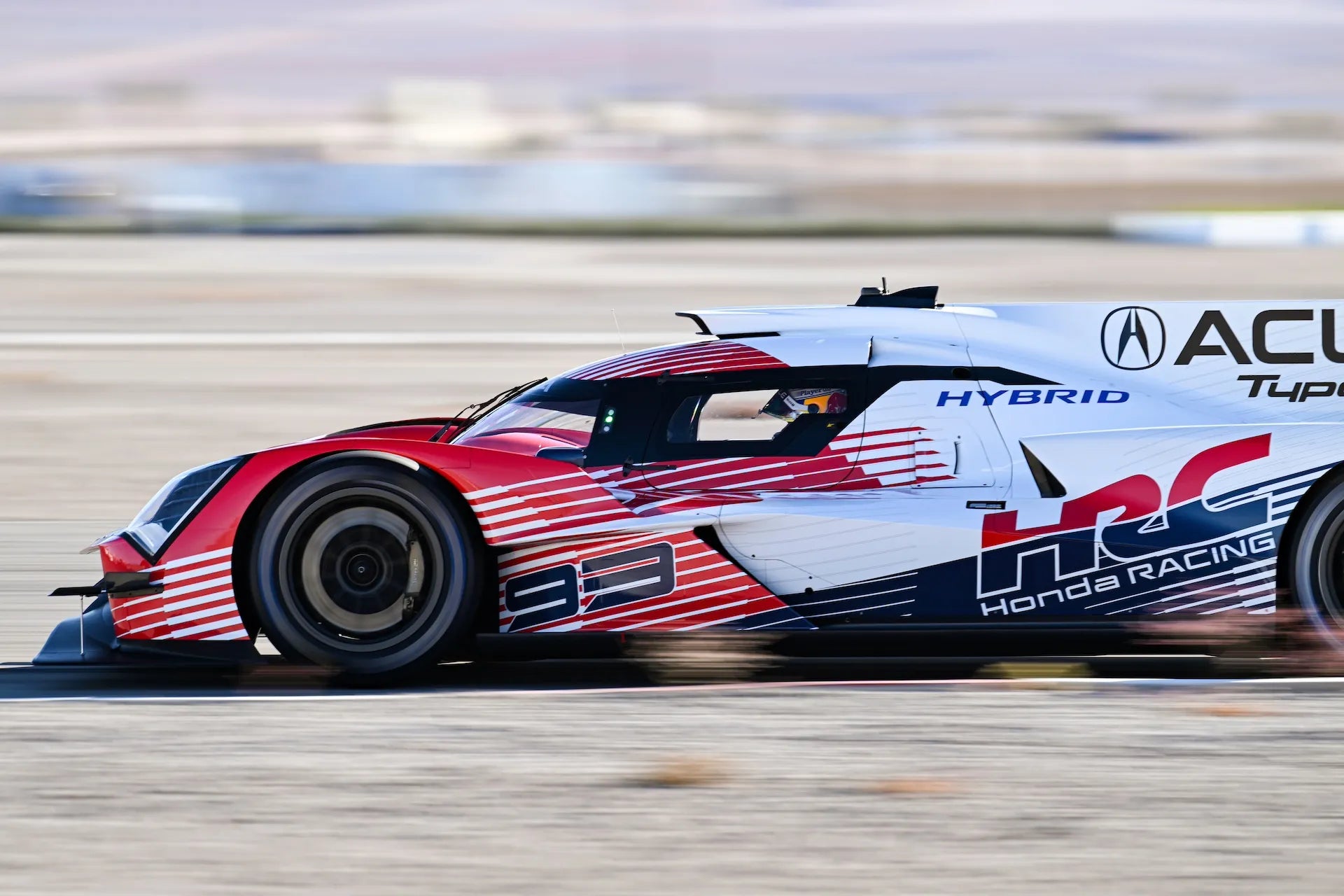 Honda Racing HRC Hybrid F1 Prototype – Side View on Track