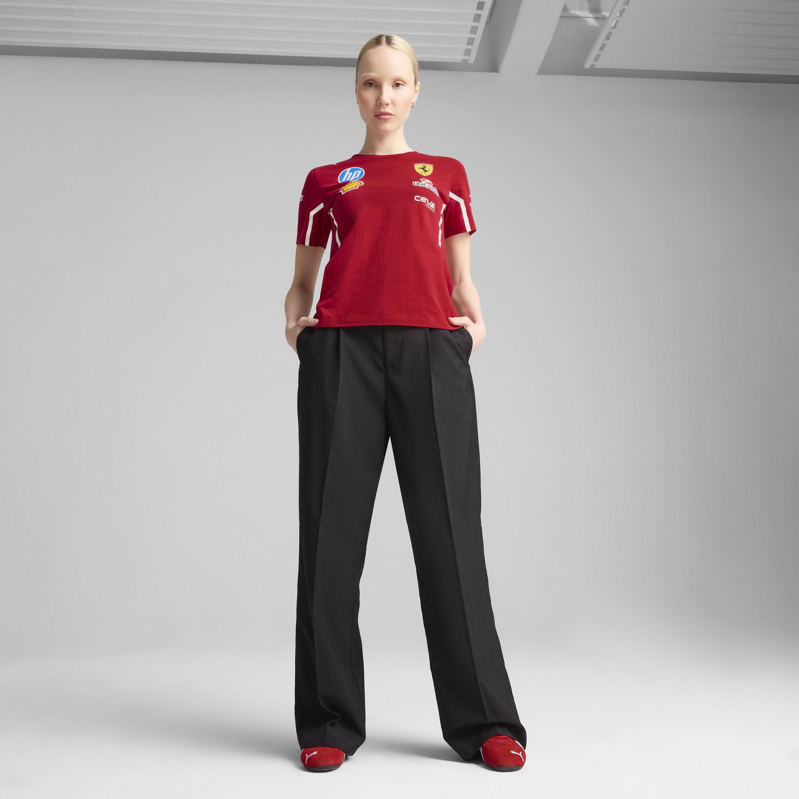 2025 SCUDERIA FERRARI Official F1 Women's Team T-Shirt